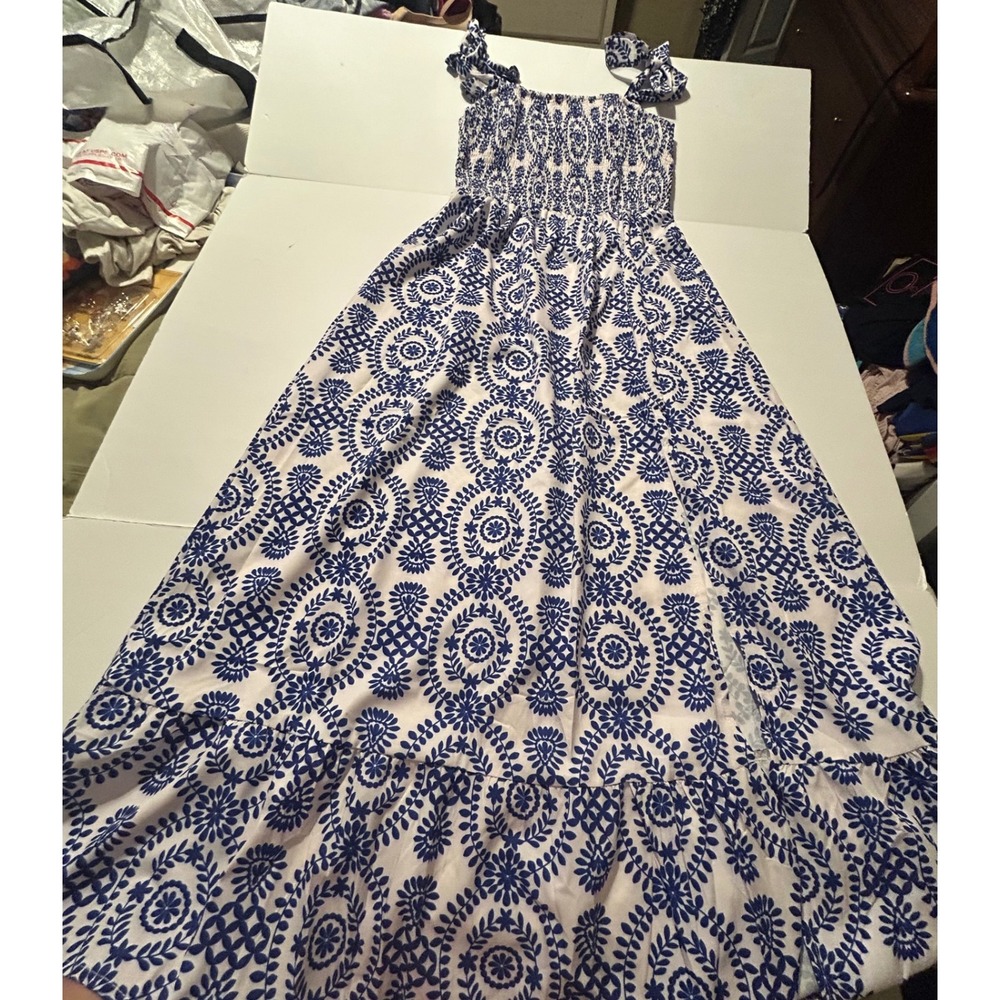 Miss Sparkling Blue White Medallion Smocked Tie Strap Tiered Maxi Dress Large